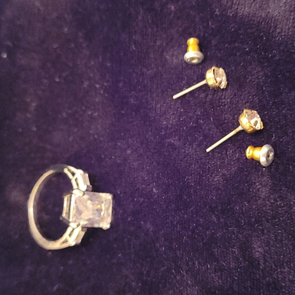 Zirconia Studs with Bonus Ring - Picture 12 of 17